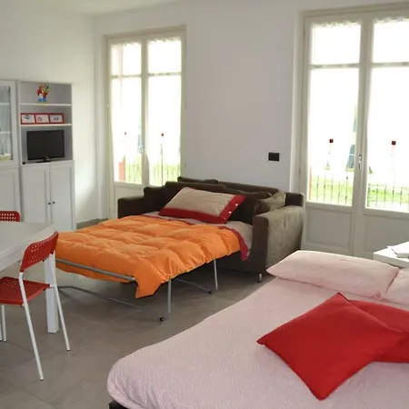 Al 31 Apartment *